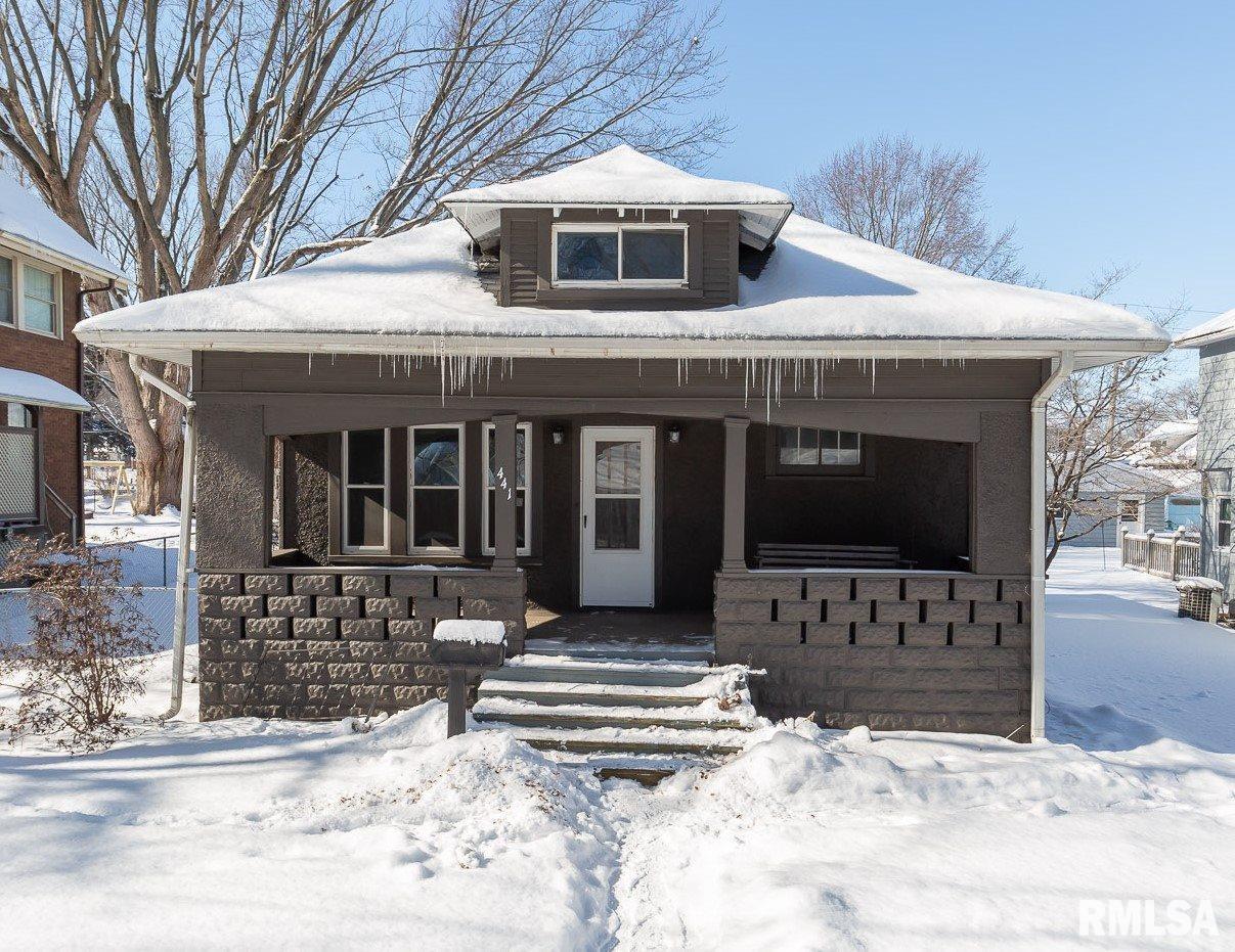 441 40th St., Moline, IL 61265