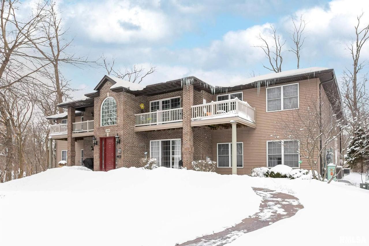 2999 3rd St., Moline, IL 61265