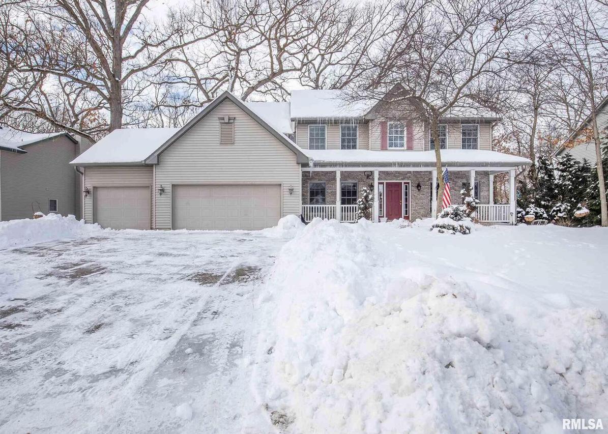 2725 8th Street Ct., Moline, IL 61265