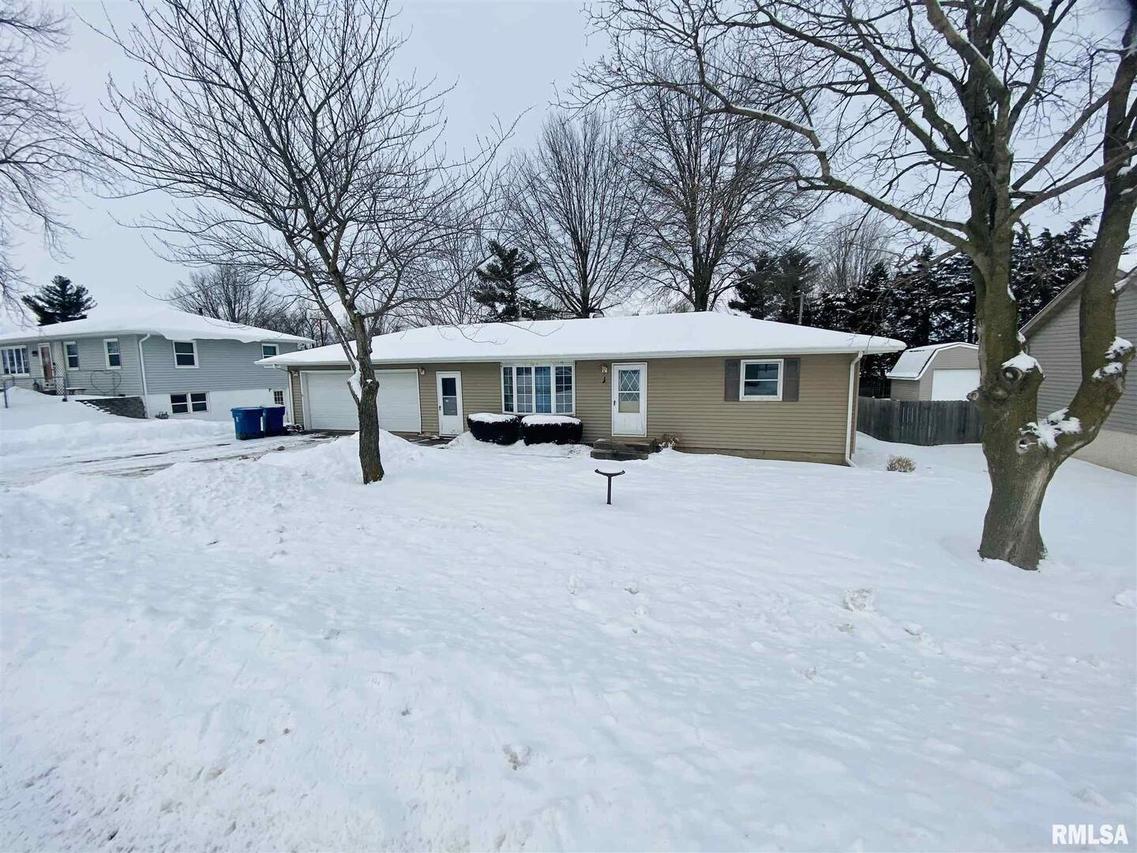 601 W 3rd St., Sherrard, IL 61281