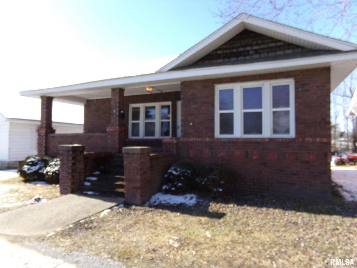817 N 18th St., Herrin, IL 62948
