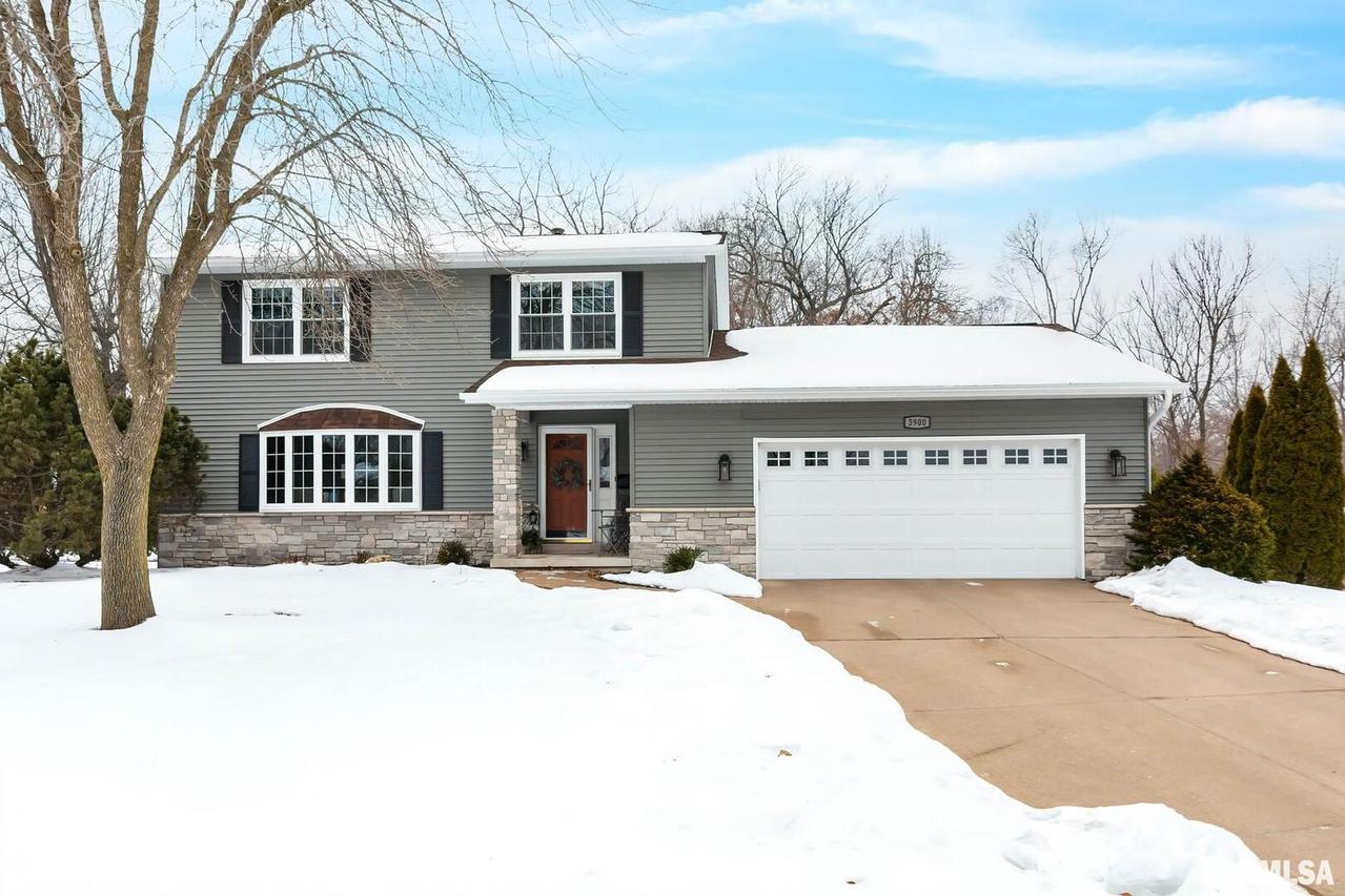 3900 25th Avenue Ct., Rock Island, IL 61201