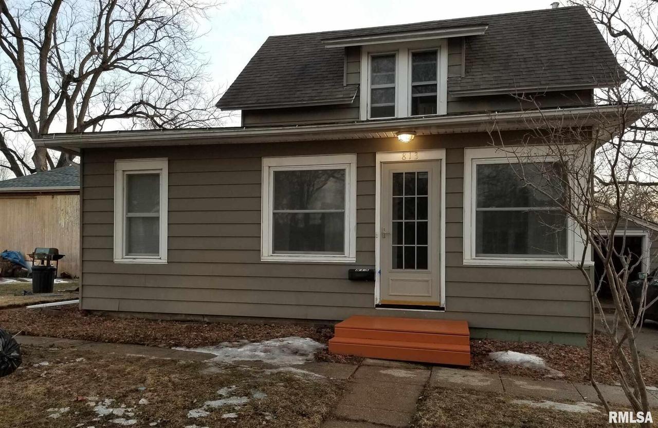 813 W Park St., Morrison, IL 61270