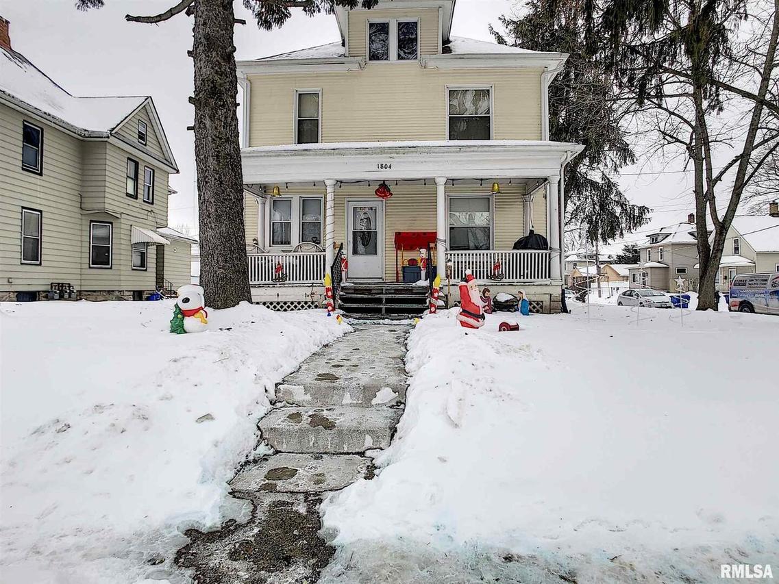 1804 15th Ave. #1512 18th St, Moline, IL 61265