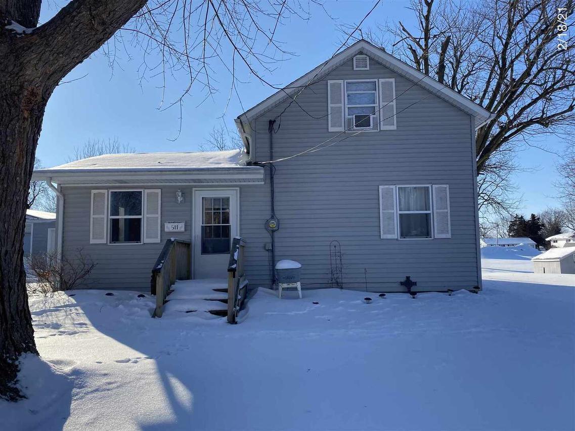 511 N East St., Cambridge, IL 61238