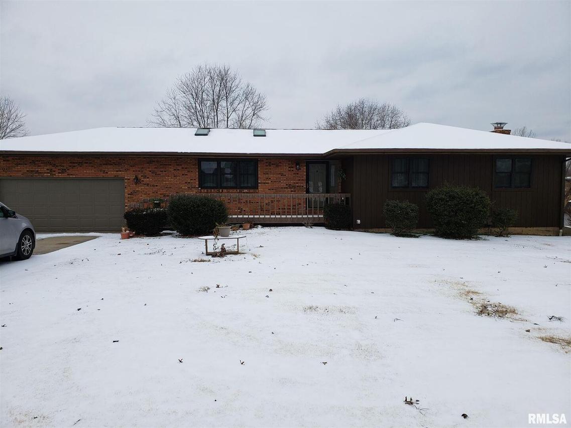 11608 Laurelwood Ln., Carbondale, IL 62901