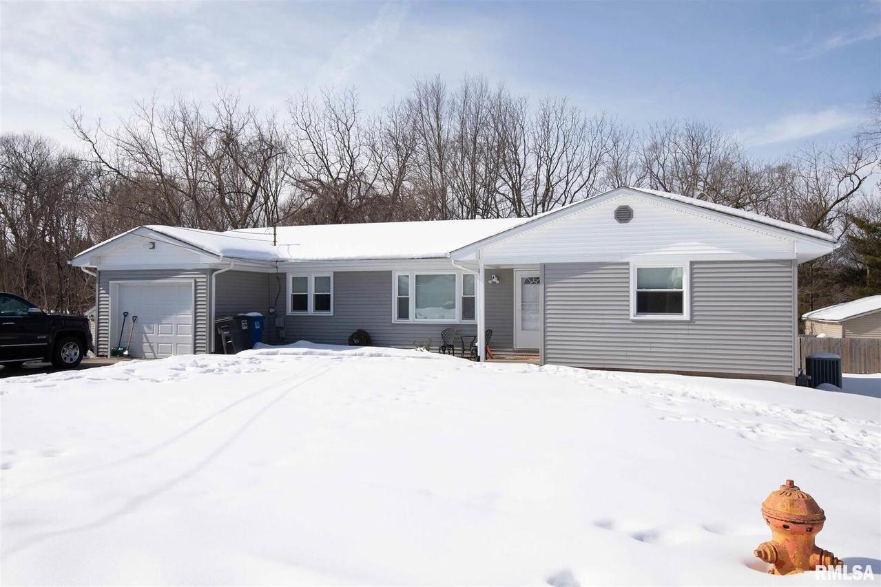 861 47th St., Moline, IL 61265