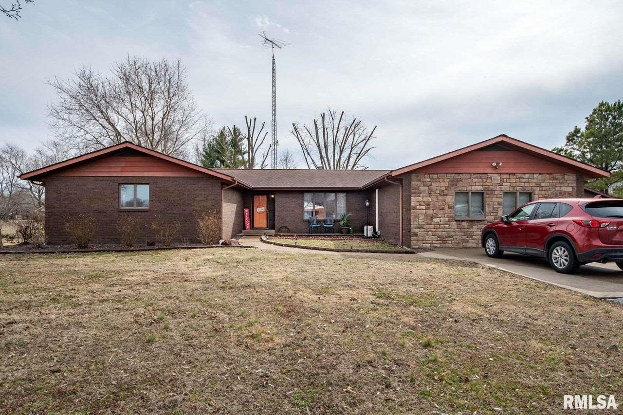 186 Wedgewood Ln., Duquoin, IL 62832