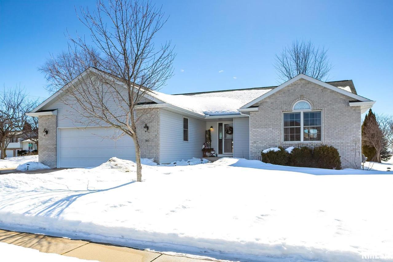 910 26th Avenue Ct., Silvis, IL 61282