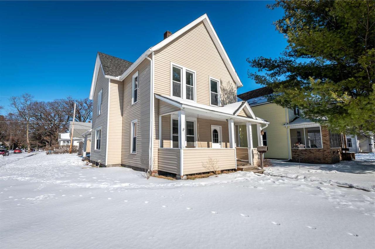 2403 11th Ave. #A, Moline, IL 61265