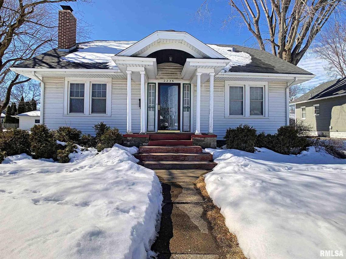 2236 38th St., Rock Island, IL 61201