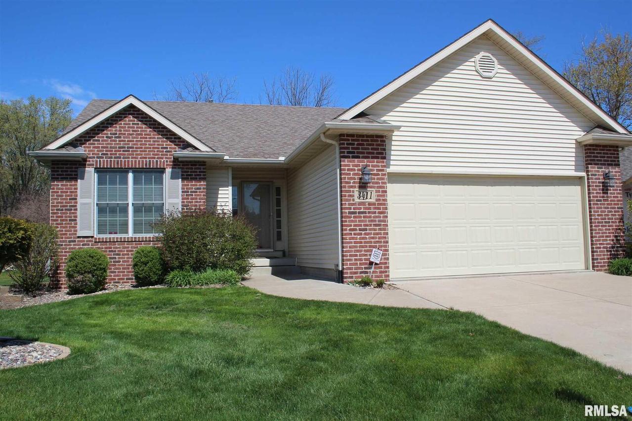 3411 74th Street Ct., Moline, IL 61265