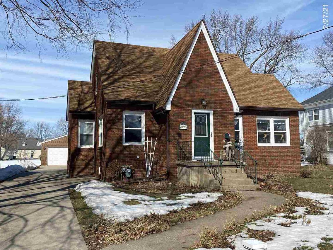 405 E Park St., Geneseo, IL 61254