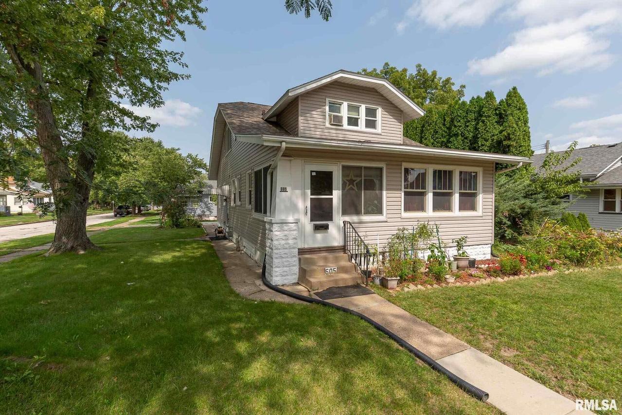 605 24th Ave., Moline, IL 61265