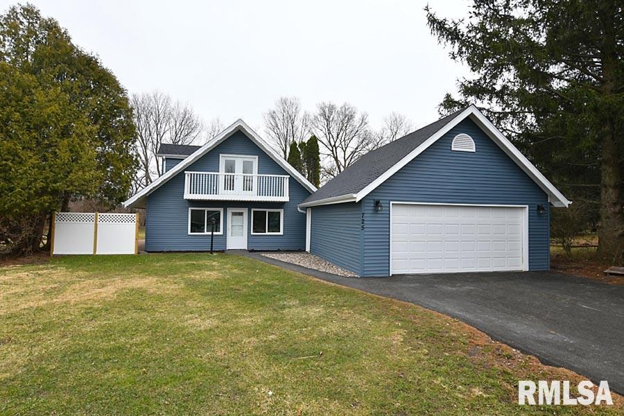 725 Alpine Dr., Sherrard, IL 61281