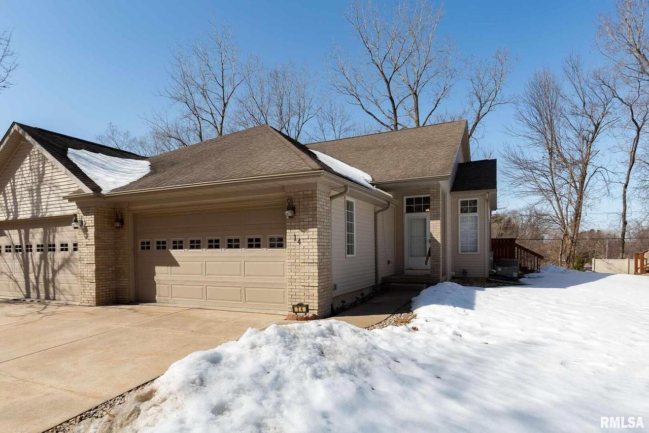 14 Cherry Hill Ct., Hampton, IL 61256