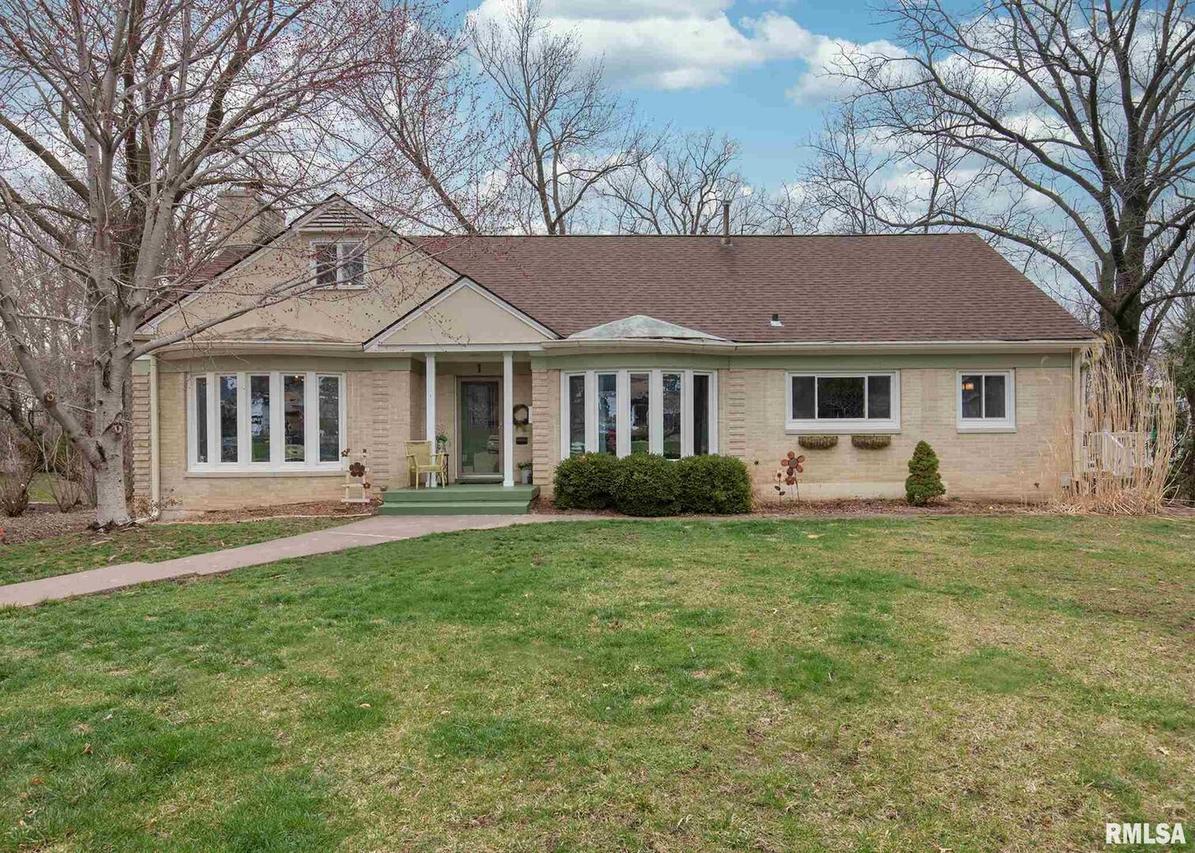 1 Watch Hill Rd., Rock Island, IL 61201