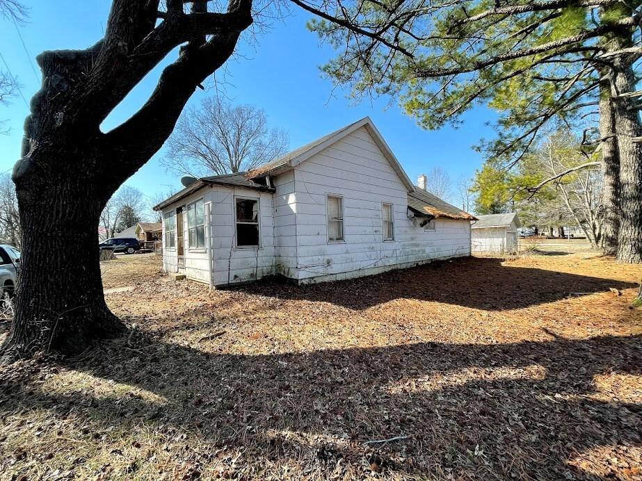 87 Palm St., Murphysboro, IL 62966