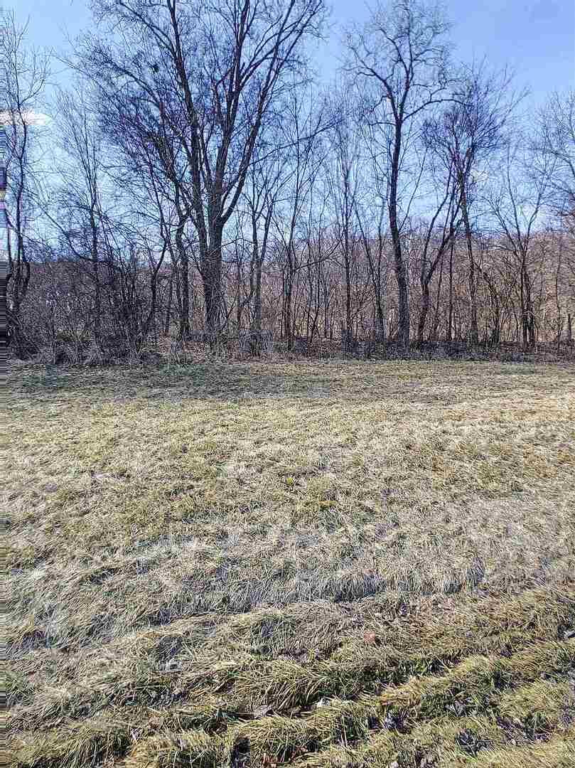 920 2nd Ave., Carbon Cliff, IL 61239