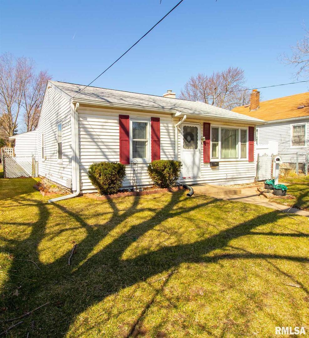 3012 9th St., Rock Island, IL 61201