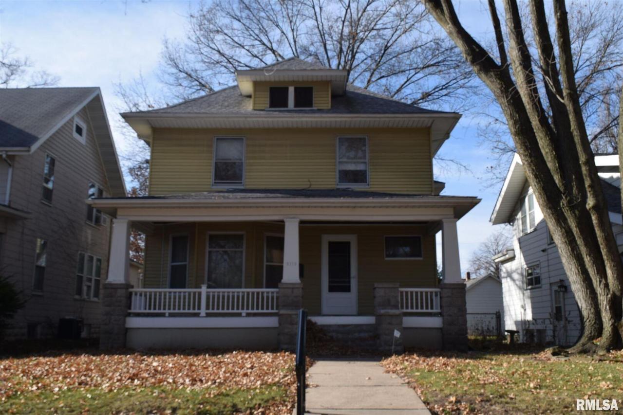 2119 13th St., Moline, IL 61265