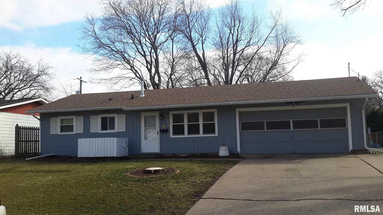 902 37th Ave., East Moline, IL 61244