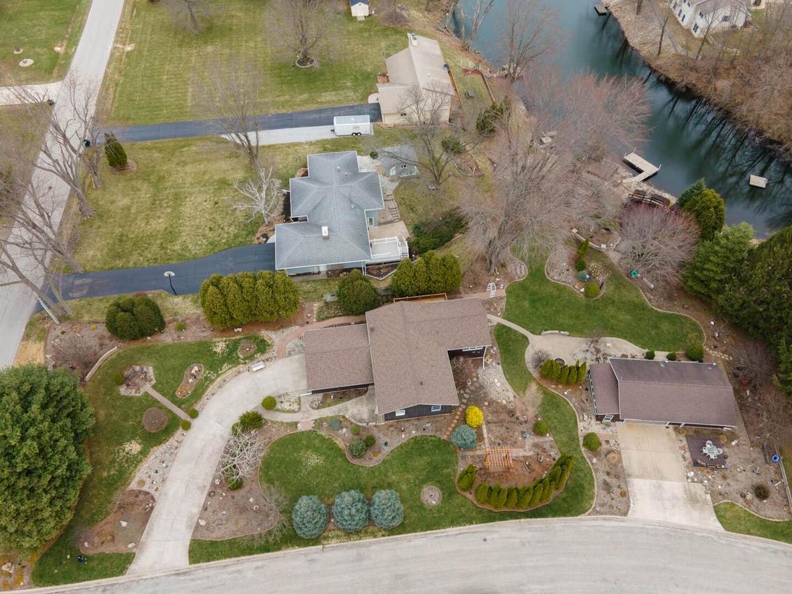 114 Rustic Lake Dr., Colona, IL 61241