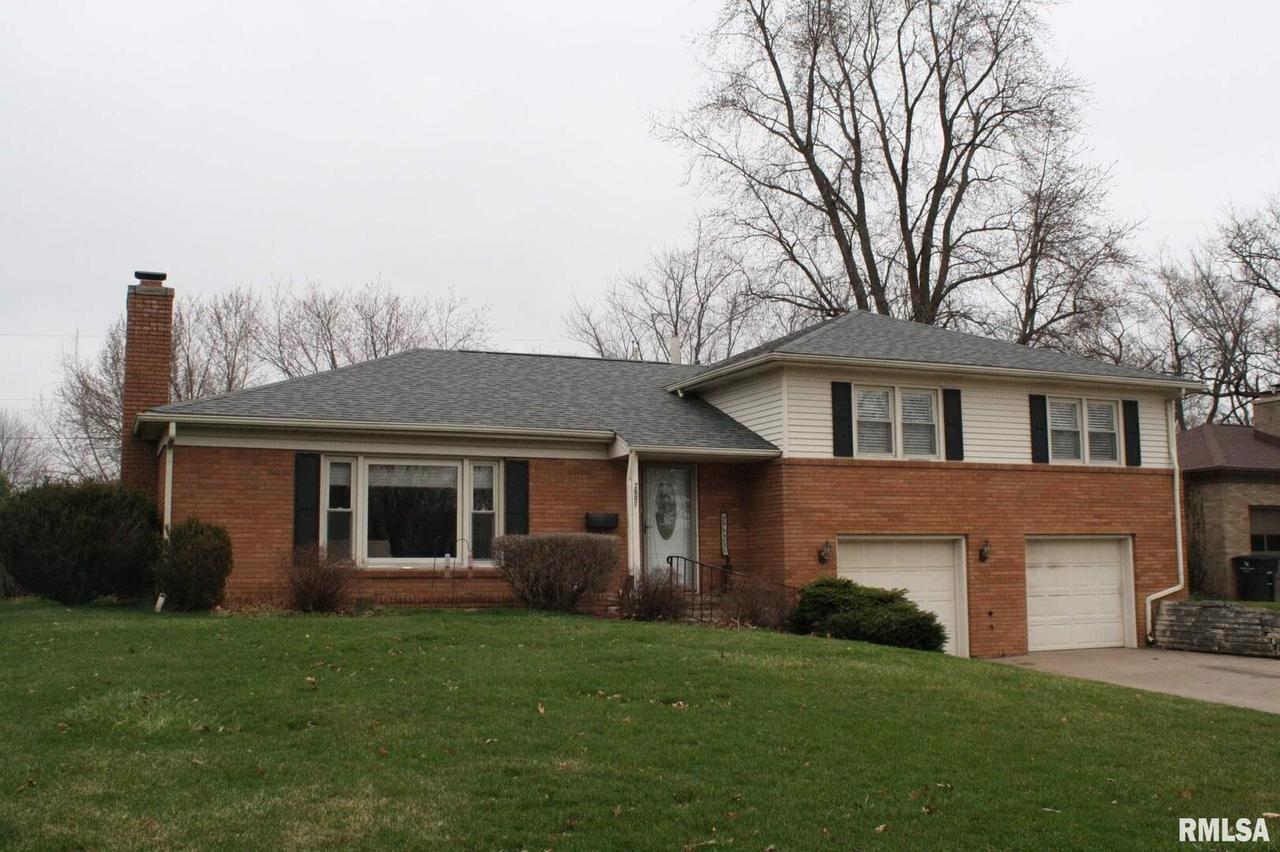 2507 35th Ave., Rock Island, IL 61201