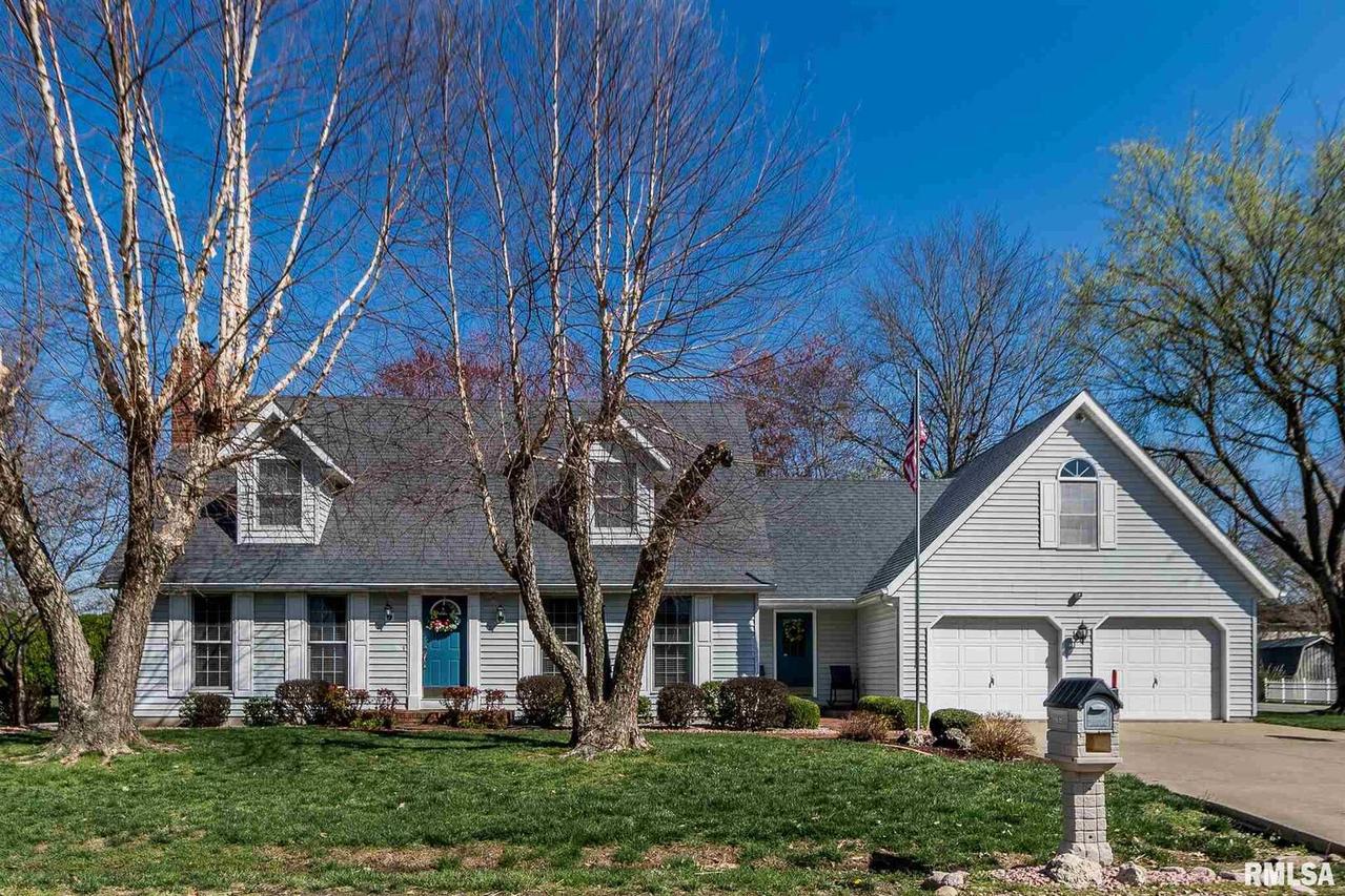 908 E Gregory Ave., Marion, IL 62969