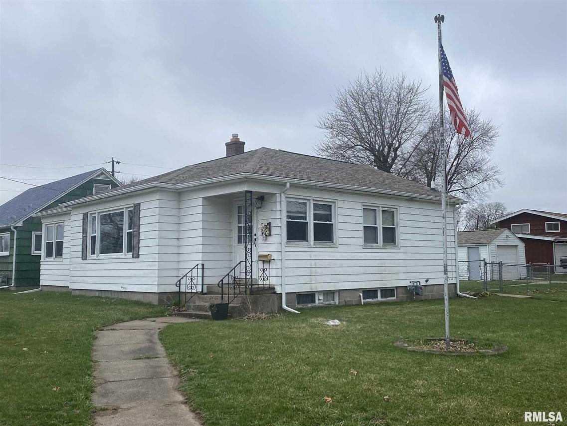 2801 7th St., East Moline, IL 61244