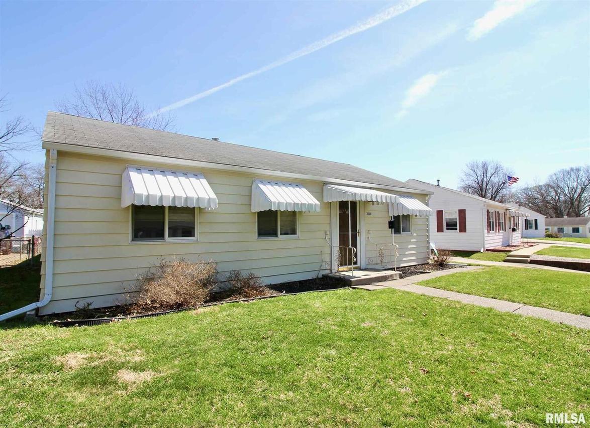 3635 15th Avenue Ct., Moline, IL 61265