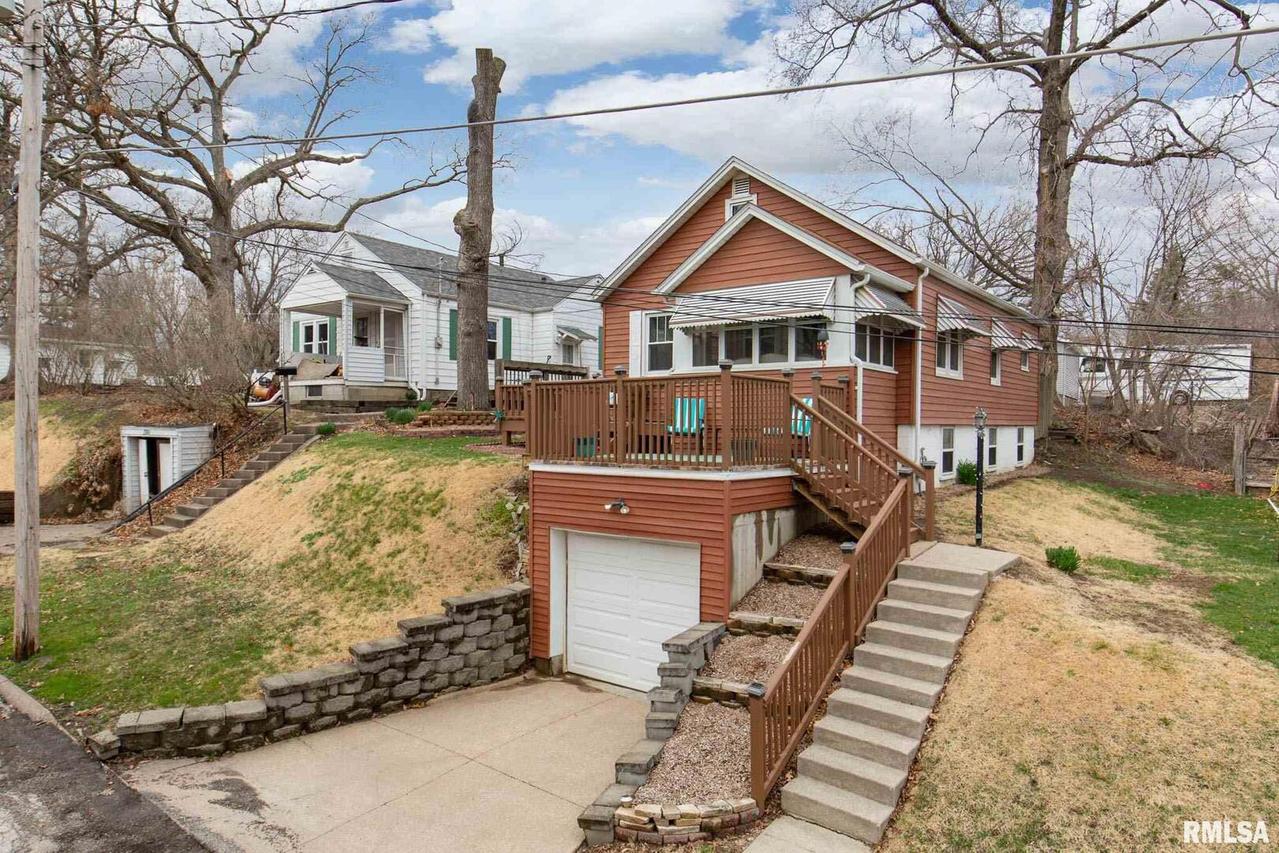 3205 11th Ave. #C, Moline, IL 61265