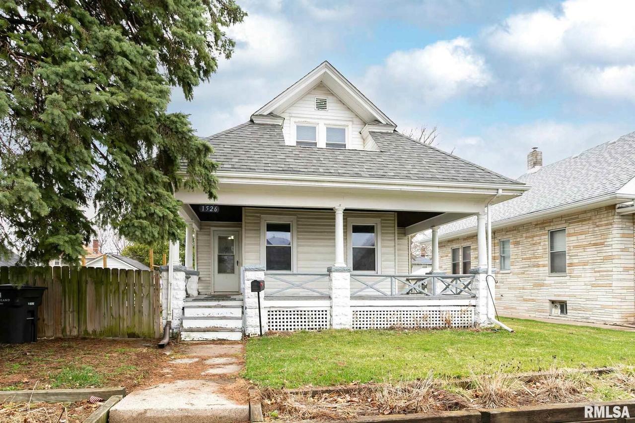 1526 42nd St., Rock Island, IL 61201