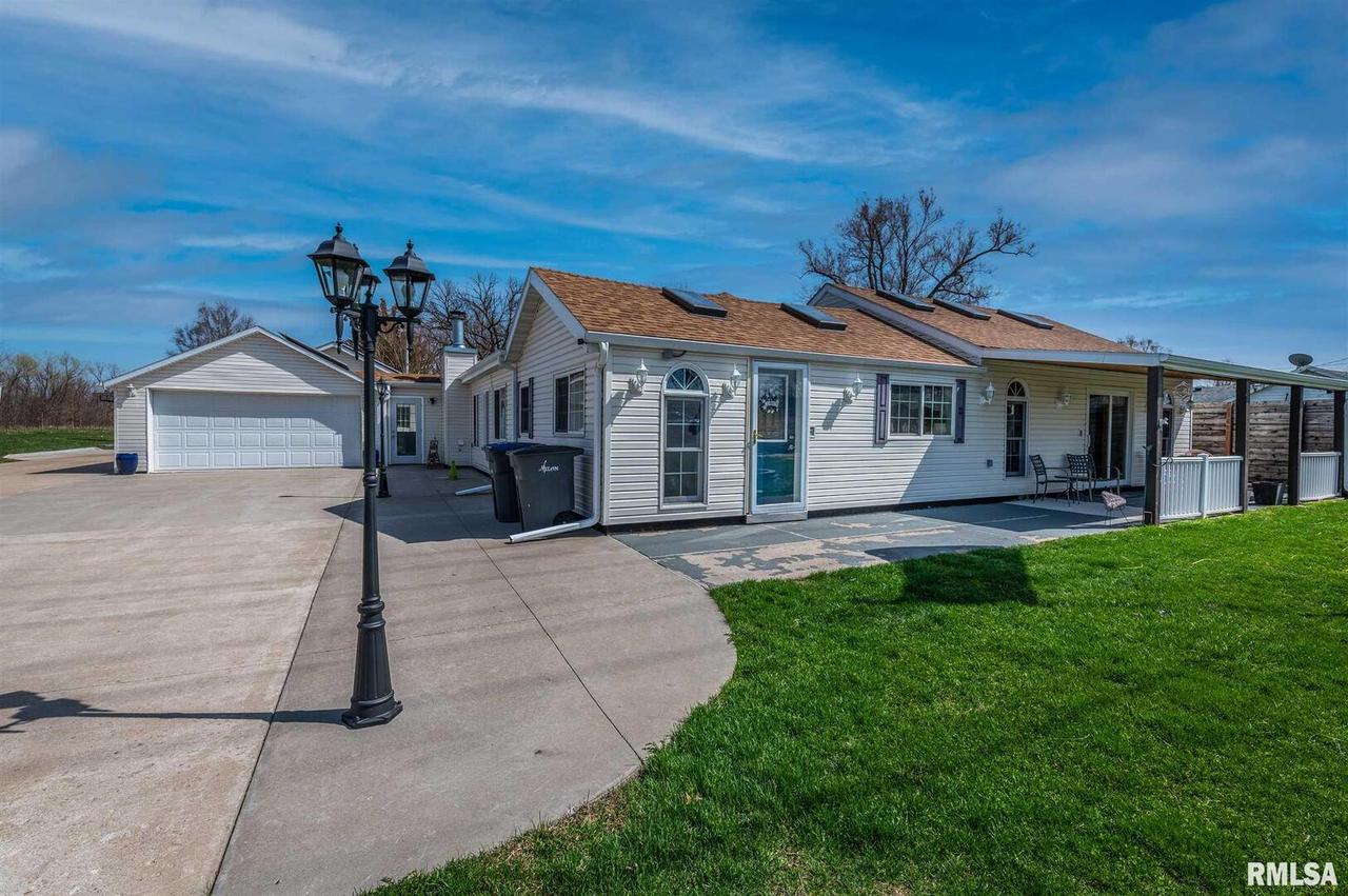 705 13th St., Milan, IL 61264