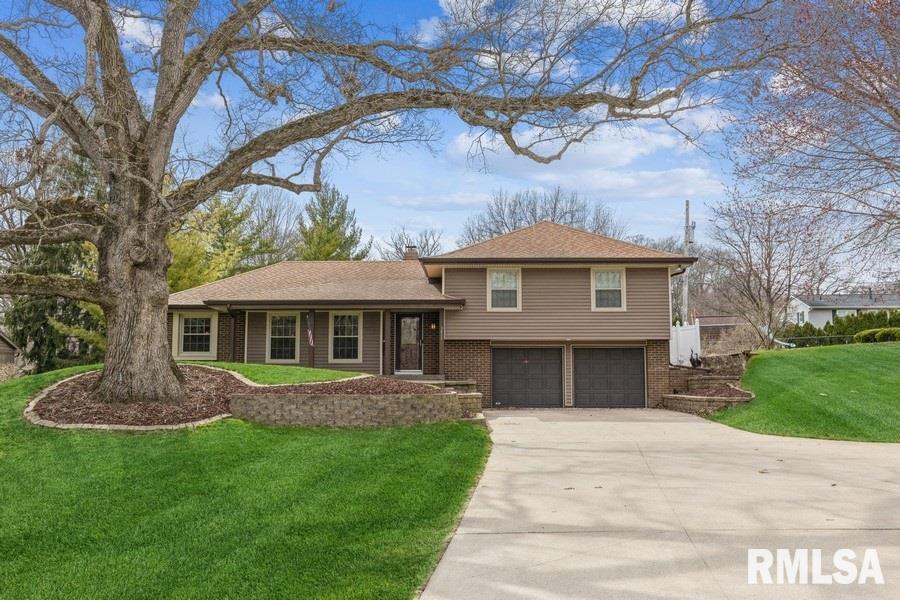 3411 53rd St., Moline, IL 61265