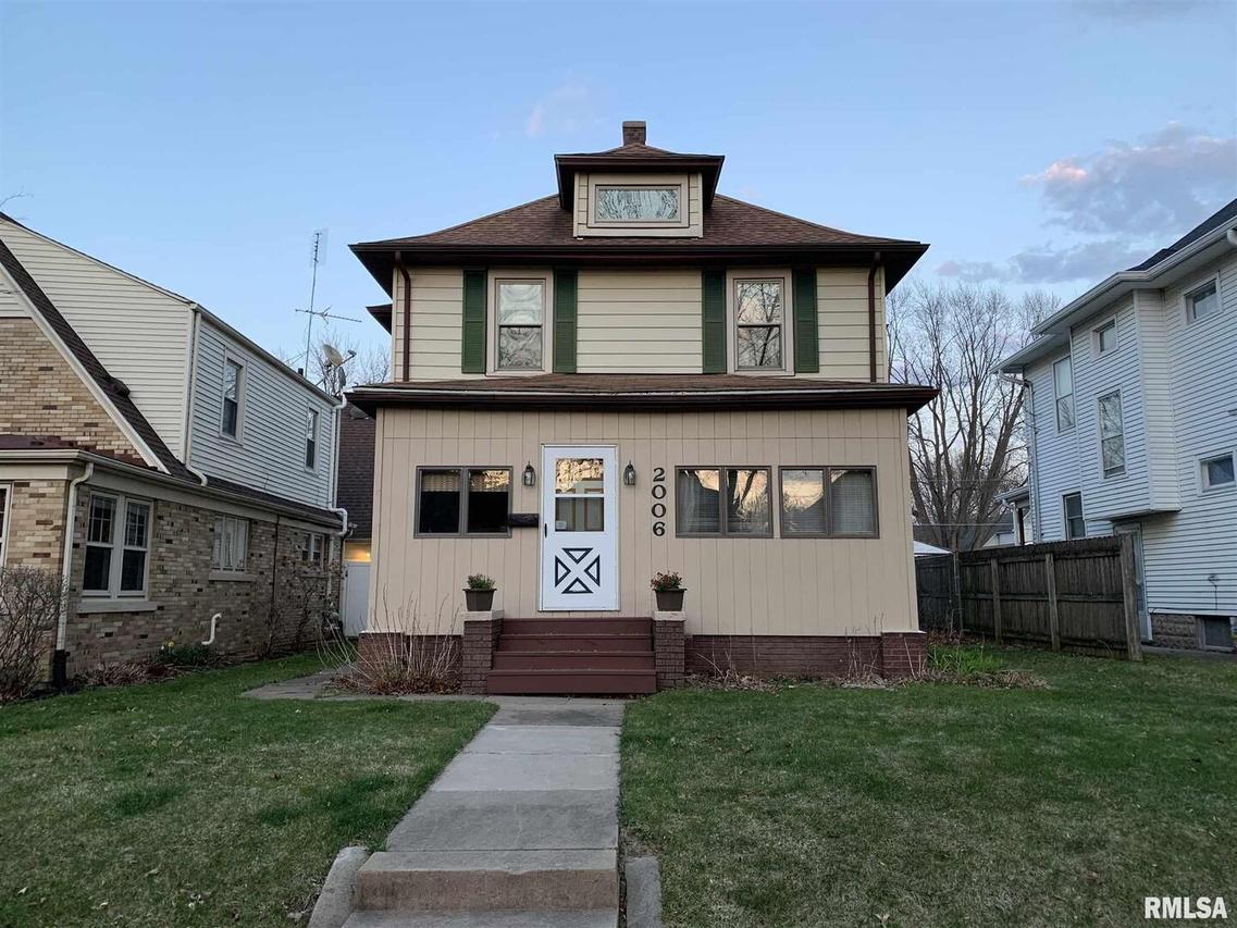 2006 13th St., Moline, IL 61265