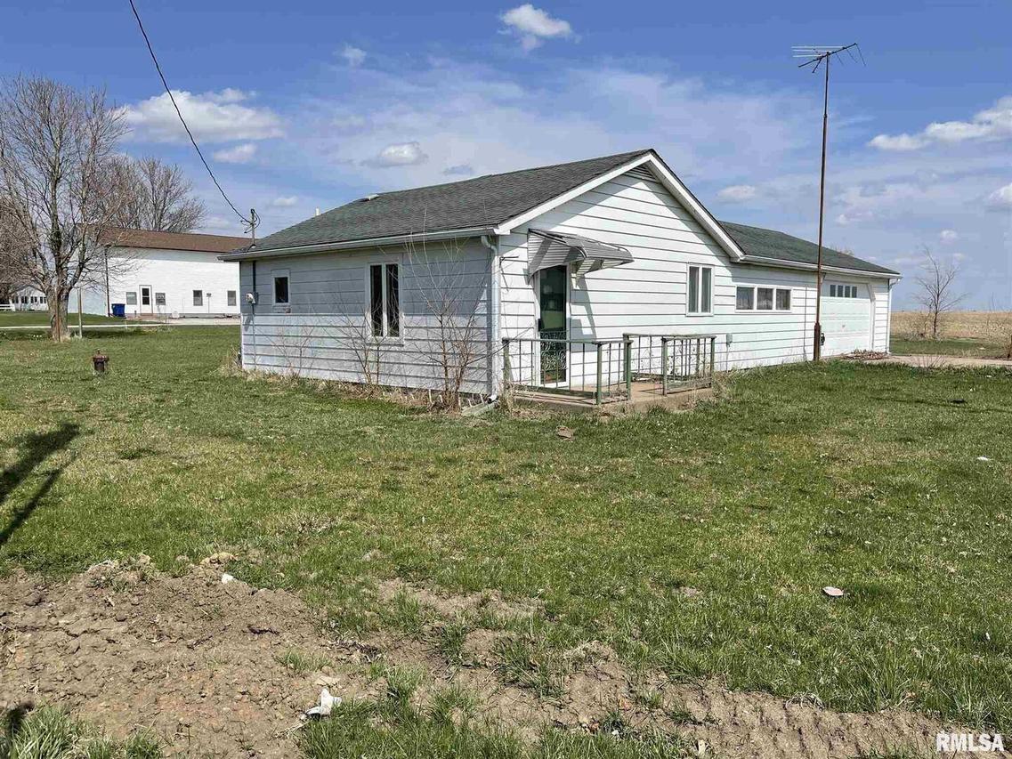 2331 41st St., Aledo, IL 61231