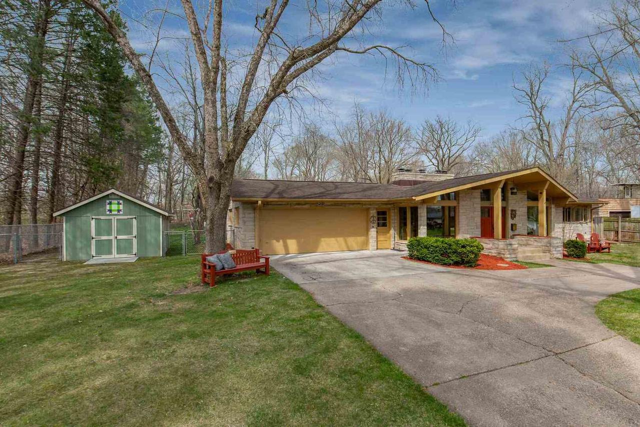 3515 24th Ave., Rock Island, IL 61201