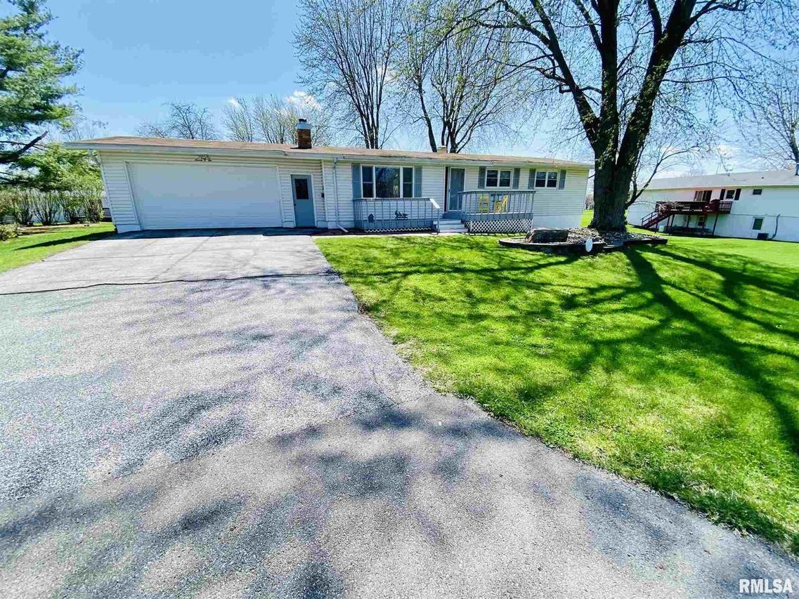 702 SW 9th St., Aledo, IL 61231