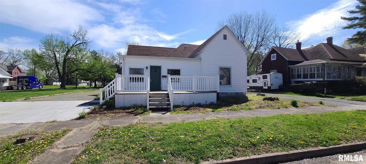 504 S 14th St., Herrin, IL 62948