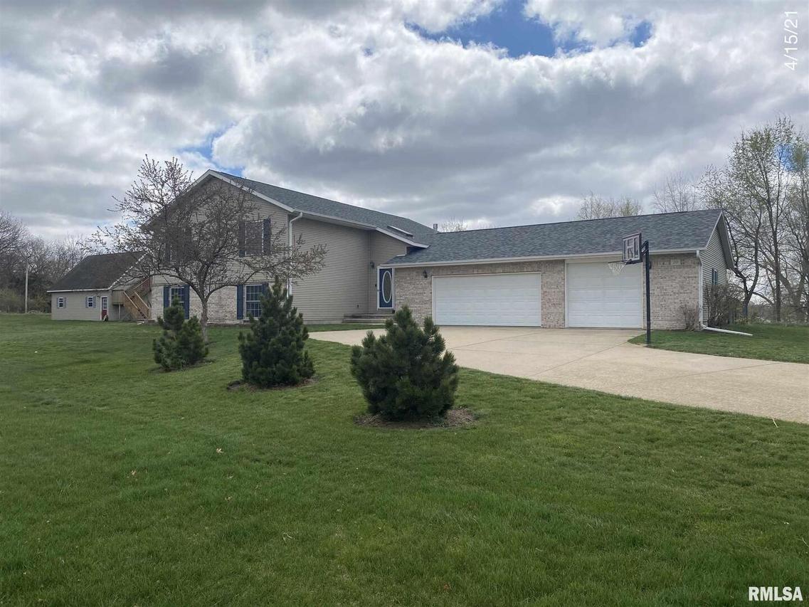 20 Quail Hollow Estate, Geneseo, IL 61254