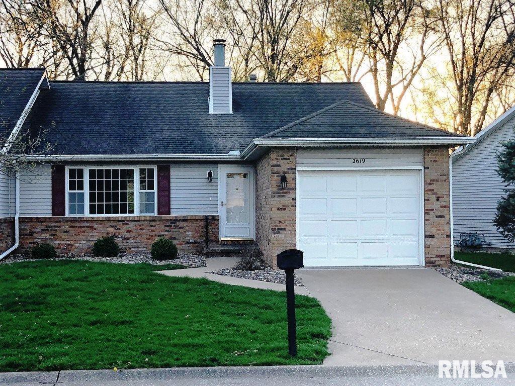 2619 1st Street Ct., Moline, IL 61265