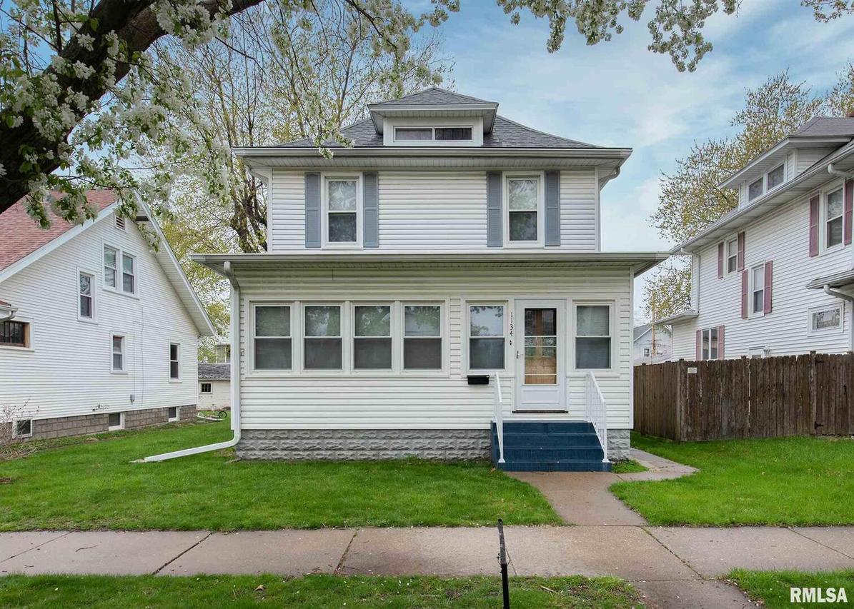 1134 39th St., Rock Island, IL 61201
