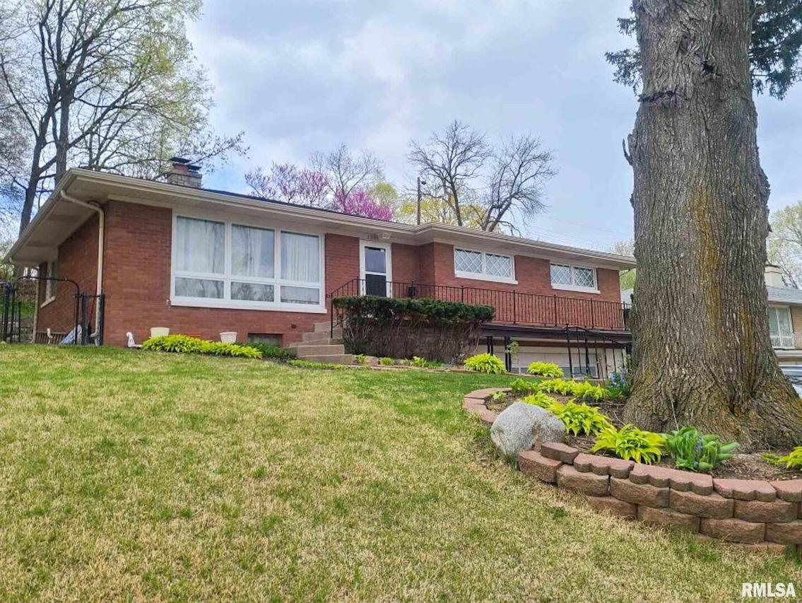 1501 36th Ave., Moline, IL 61265