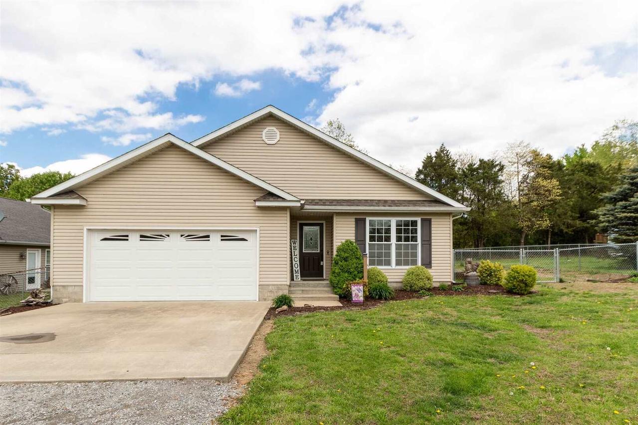 703B Mulberry St., Goreville, IL 62939