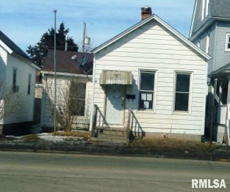 1423 7th Ave., Rock Island, IL 61201