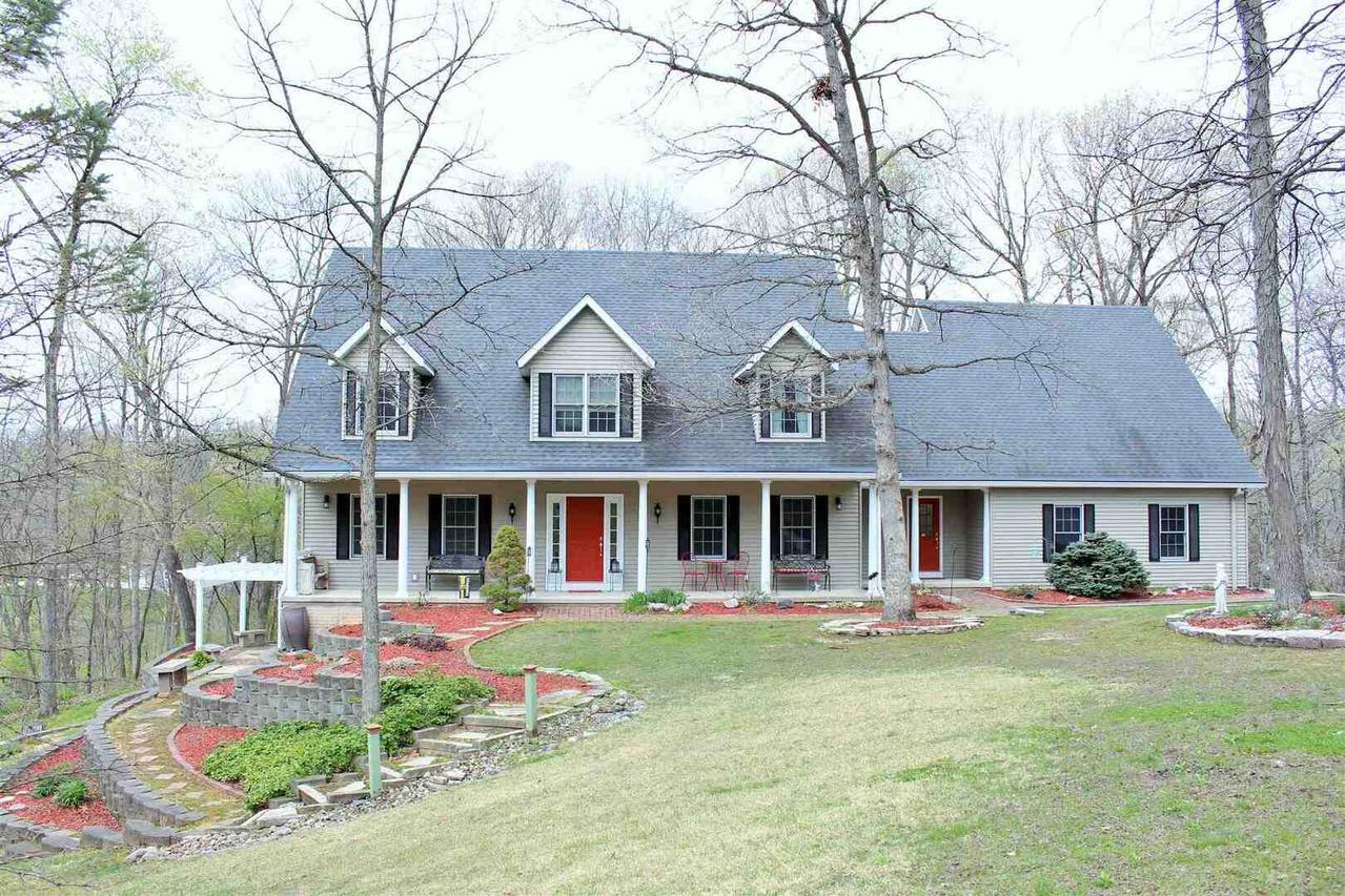 1398 Campbell Dr., Sherrard, IL 61281