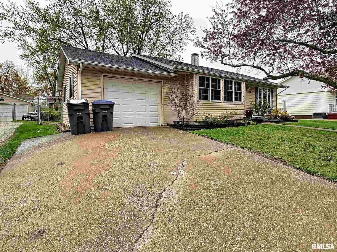 316 28th Ave., Milan, IL 61264