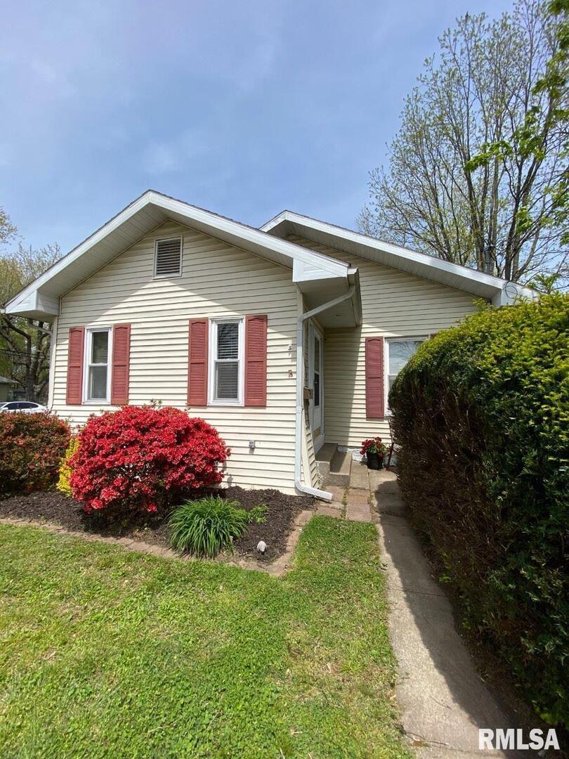 2044 Gartside St., Murphysboro, IL 62966