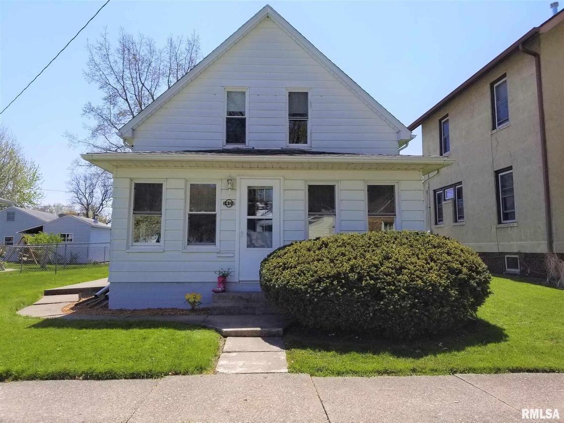 1408 29th Ave., Moline, IL 61265